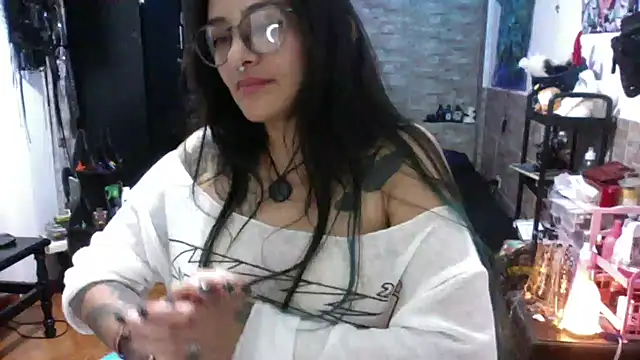 AngelaQueen_'s cam snapshot