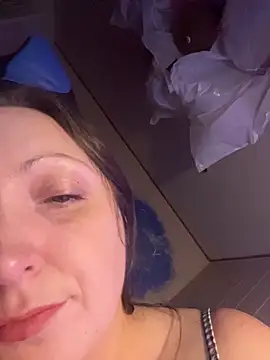 TheFishWife's cam snapshot