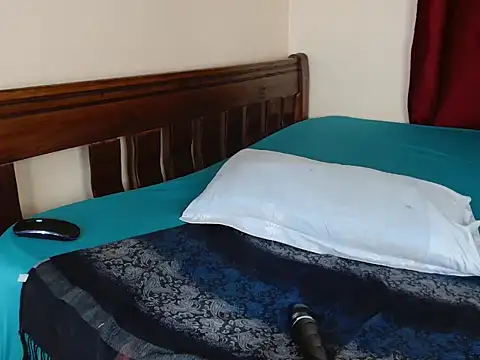 Naughtyfreak__'s cam snapshot