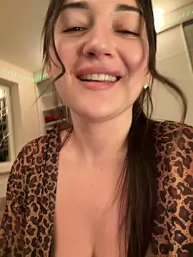 RoseViki's cam snapshot