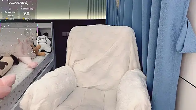 Liuyifei2005 live sex cam