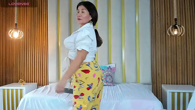 love_mommy's cam snapshot