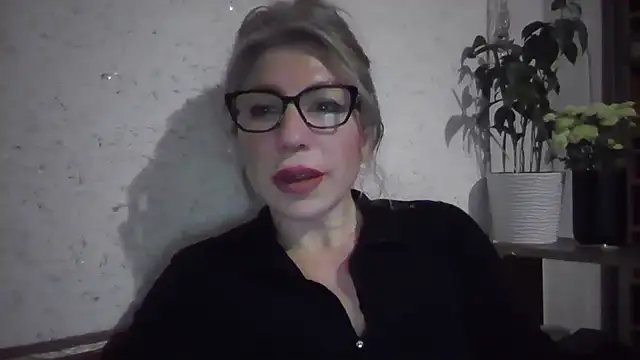 fox_red_lady7's cam snapshot