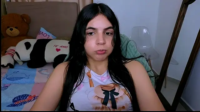 _elenna's cam snapshot