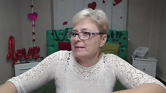 EmiliaGree's cam snapshot