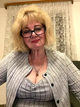 BoloshkaBlonda's cam snapshot