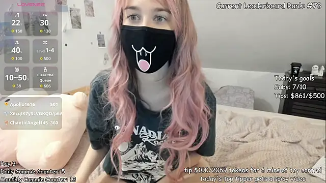 kyrawild's cam snapshot