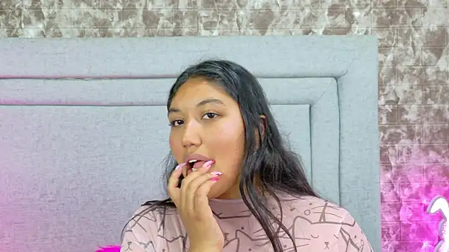 SharaRous's cam snapshot