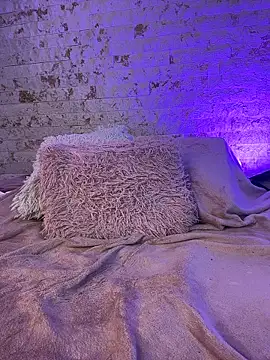 pamela_west's cam snapshot