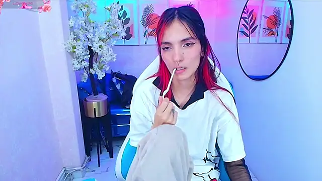 Dafne_huges live sex cam