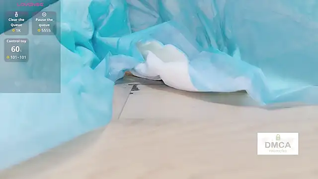 Vicki-66 live sex cam