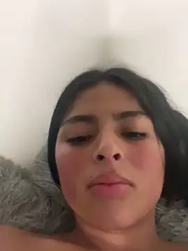 morenaQueen_ live sex cam