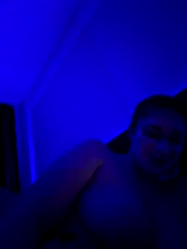 moniqque live sex cam