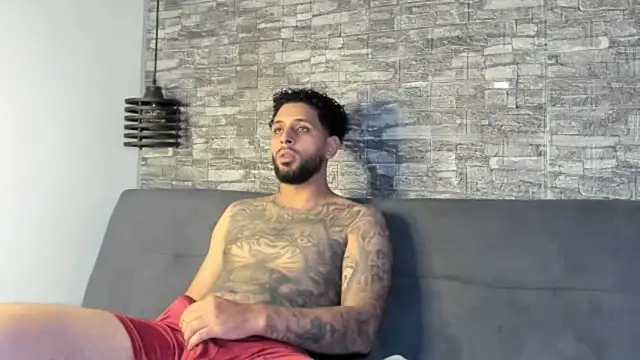 ASHLEY_AND_ASH's cam snapshot