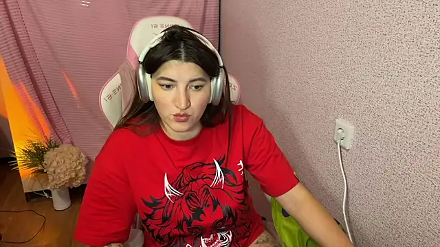 Katrin__kiss's cam snapshot