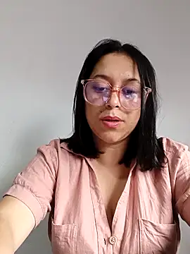 Caroline-17's cam snapshot