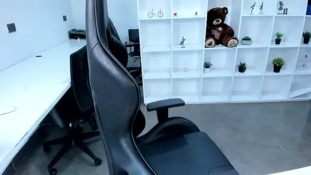 natural_bigboobs live sex cam