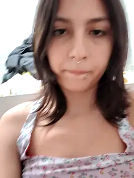 Maiden-Hot live sex cam