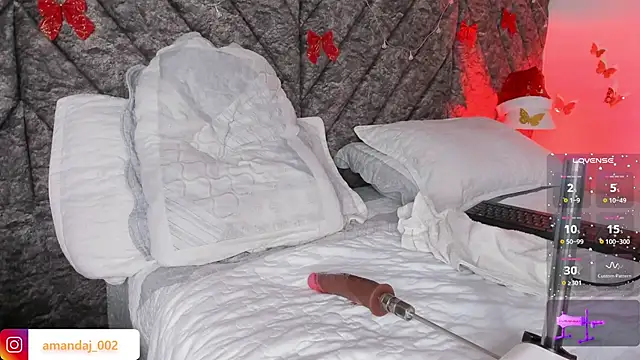 amandaaJones_'s cam snapshot