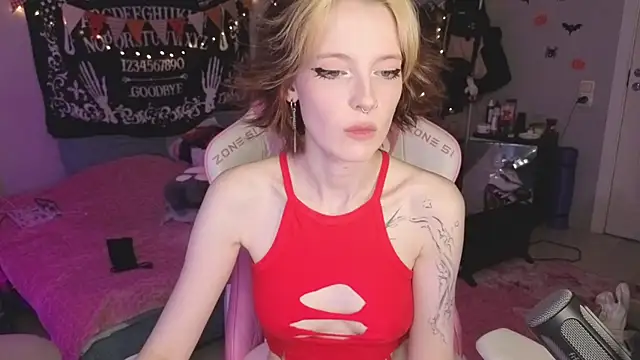 Crackling_Tatii live sex cam