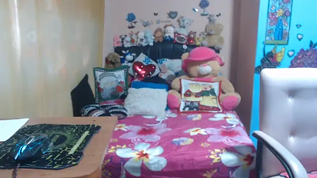 milfeddy_ live sex cam