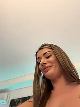 IsabellaEtthan live sex cam