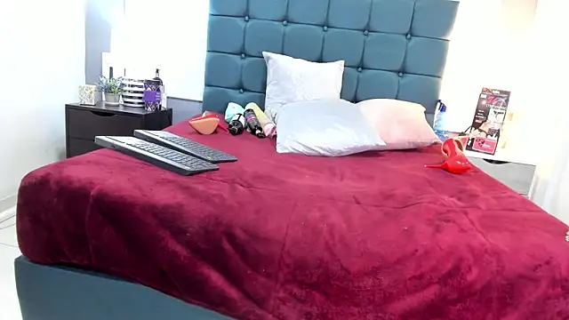 charlott_lens live sex cam