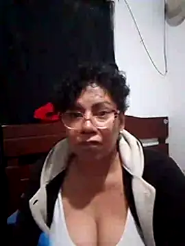 sorbetico_perverse's cam snapshot