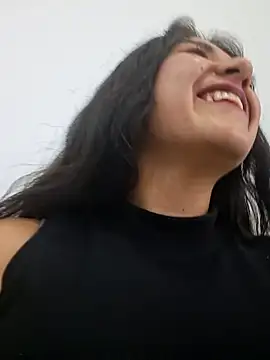 CAROLINE__07's cam snapshot