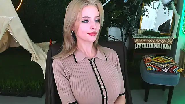 LeonaStane's cam snapshot