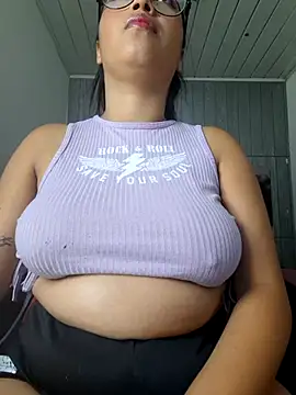 susan_mooree's cam snapshot