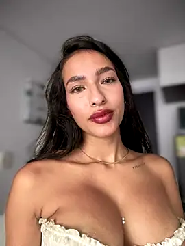 DulceLenns's cam snapshot