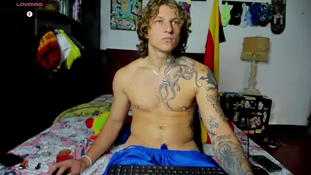 Tom_Krakow live sex cam