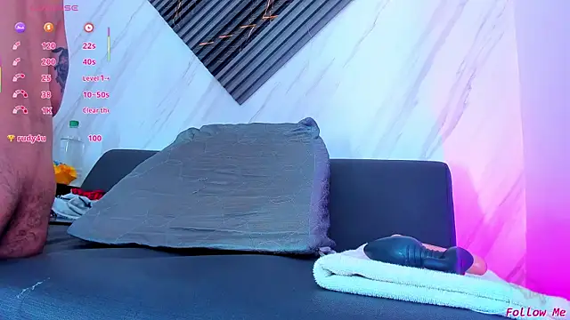 Piggy_Eddy live sex cam