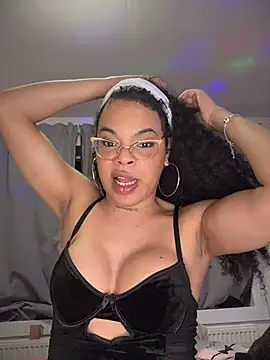 naomikandra live sex cam