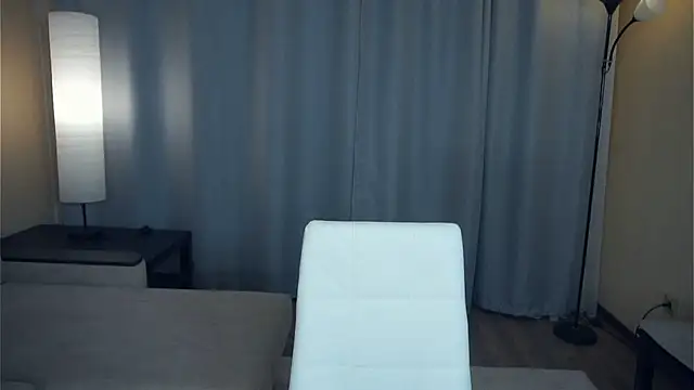 ToyaPletz live sex cam