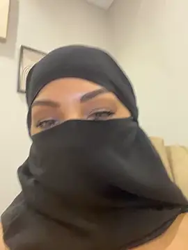 Amberonee31's cam snapshot