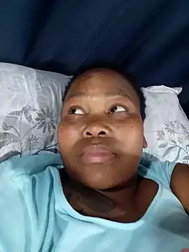 Queen1OfSouth's cam snapshot