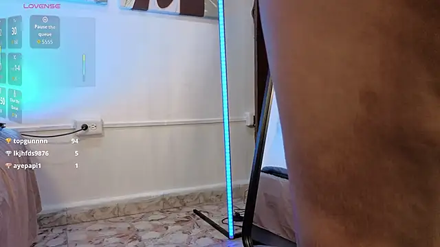 sara_brown04's cam snapshot