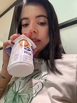 NicolRoss_'s cam snapshot