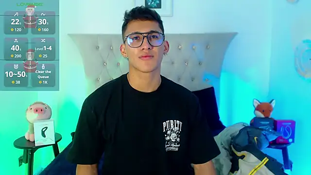 SalvadorFit live sex cam