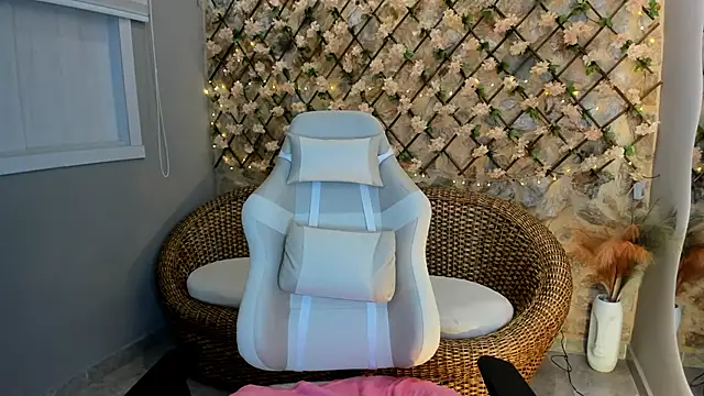 GoldenMusee_'s cam snapshot