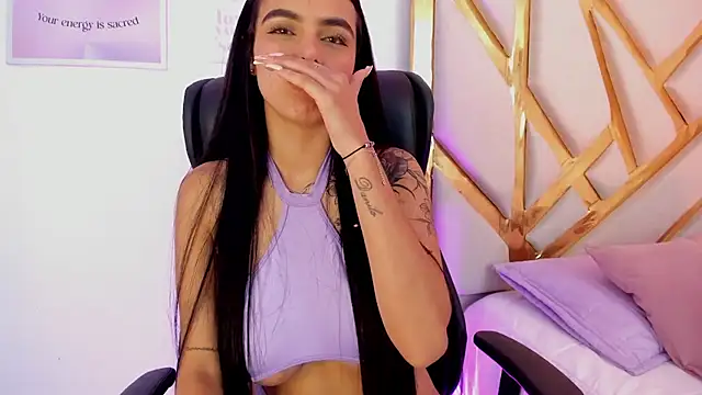 ChloeHarper_ live sex cam