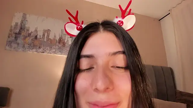 dakotaa__'s cam snapshot