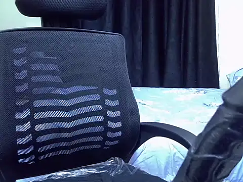 Horny-slut_'s cam snapshot