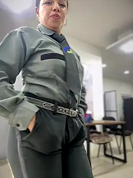 Ariana-07 live sex cam