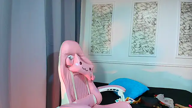 Danella_houston's cam snapshot