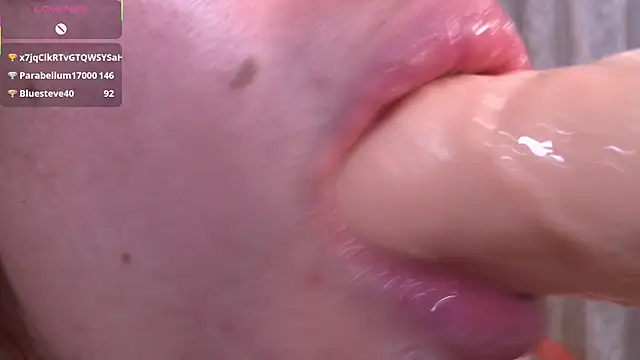 bri_von_dhara__'s cam snapshot