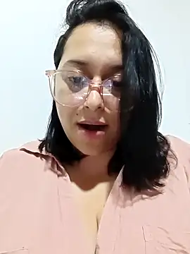 Caroline-17's cam snapshot