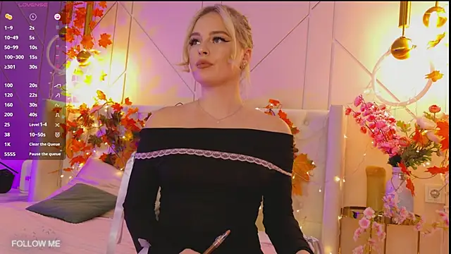 EllyLinn's cam snapshot